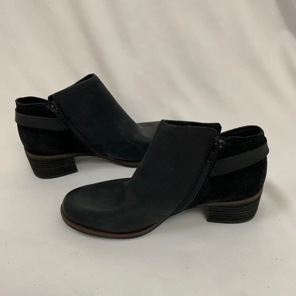 Loris by Kork-Ease Sonya Black Leather Ankle Boot‎ - Image 7