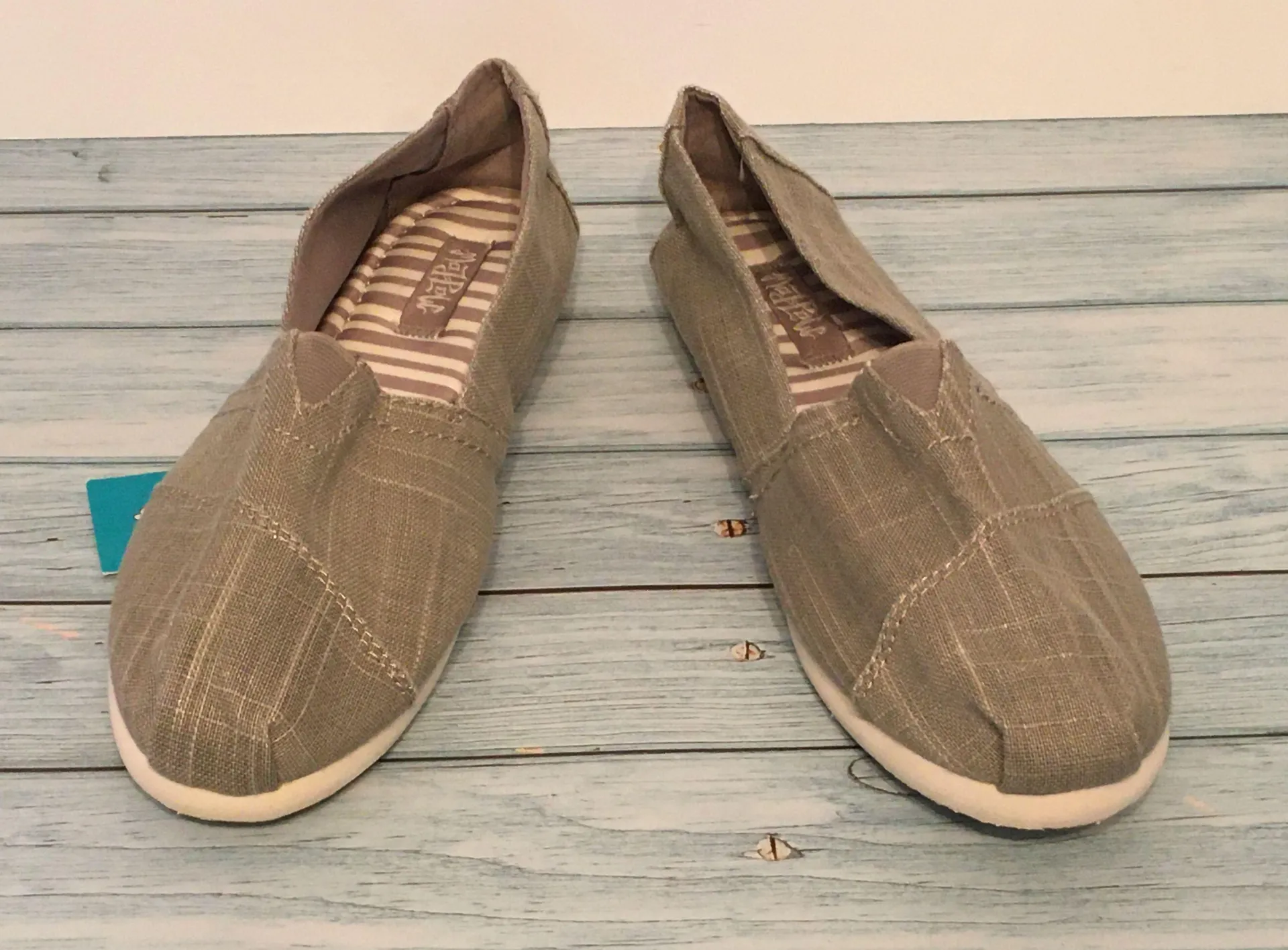 Canvas Sneakers, Size 10 Gray - Image 3