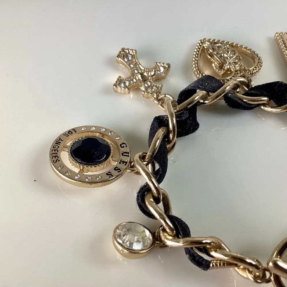 Guess  Charm Toggle Bracelet - Image 3