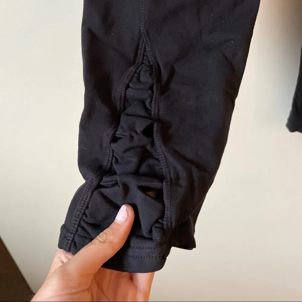 Athleta cropped black leggings cutout ankle detail athletic pants yoga comfort - Image 5