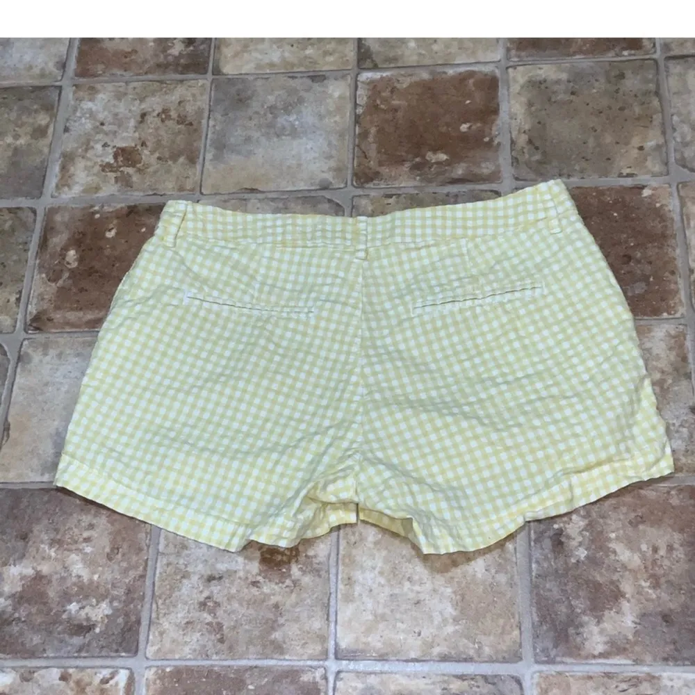 Old Navy Yellow & White Gingham Print Mid Rise Chino Short Pockets Shorts Size 6 - Image 8