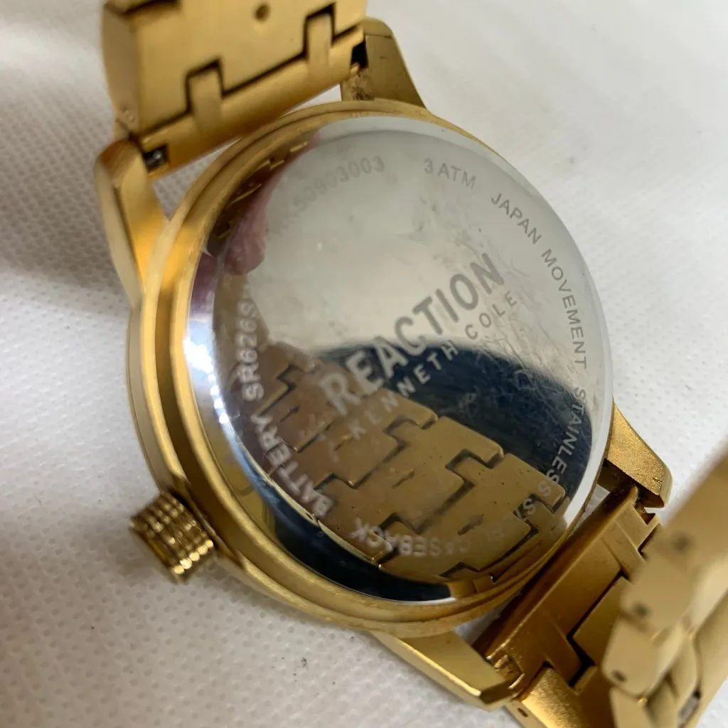 Kenneth Cole Reaction men’s watch gold tone black dial 48mm size 8” running - Image 7