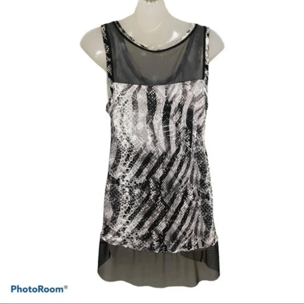 Jennifer Lopez Black & White Snakeskin Top Size M - Image 3