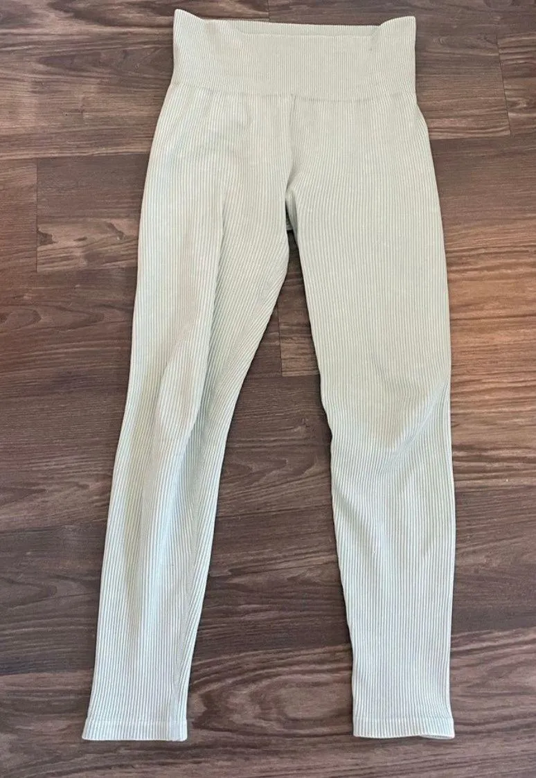 Forever 21 Turquoise Workout Set  - Image 3