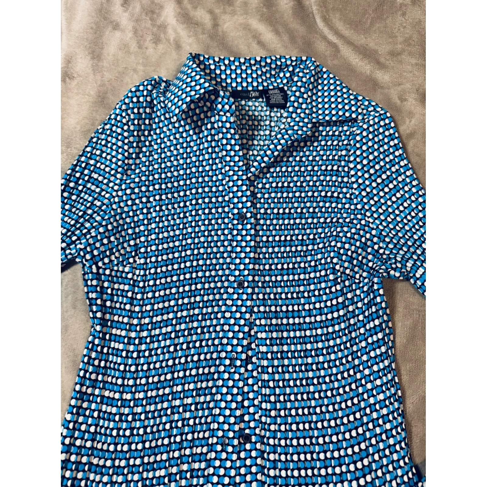NWOT East 5th Petite Size Large Bell Sleeve Button Up Shirt Blue Poke a dot - Image 2