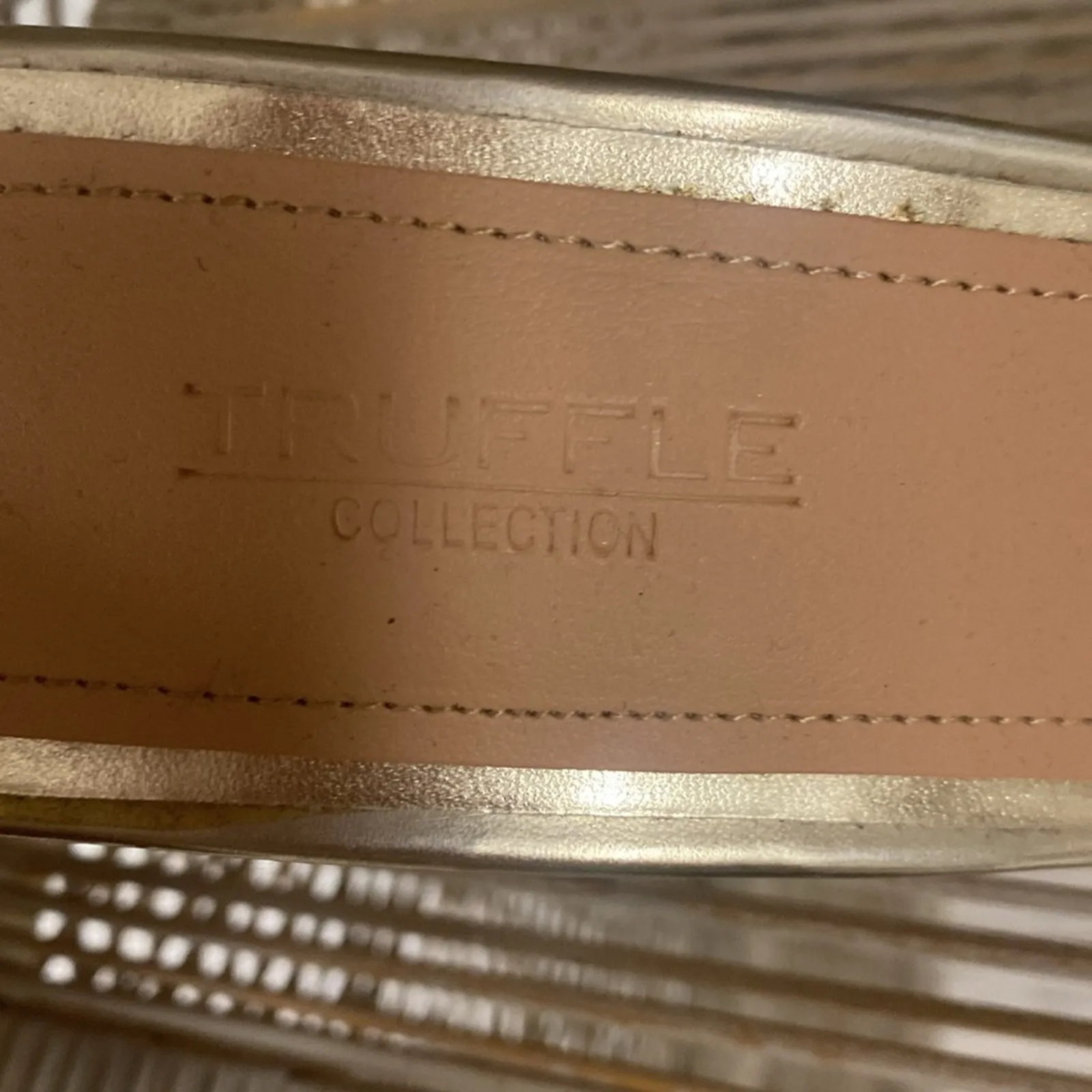 Truffle Collection Gold Strap Square Front Heel Size 6 - Image 3