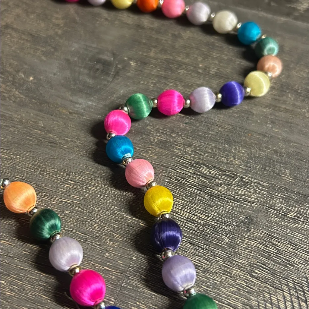 60s Spring Silk Beaded Necklace, Spun Silk Bead Necklace multicolored Pink - Image 2