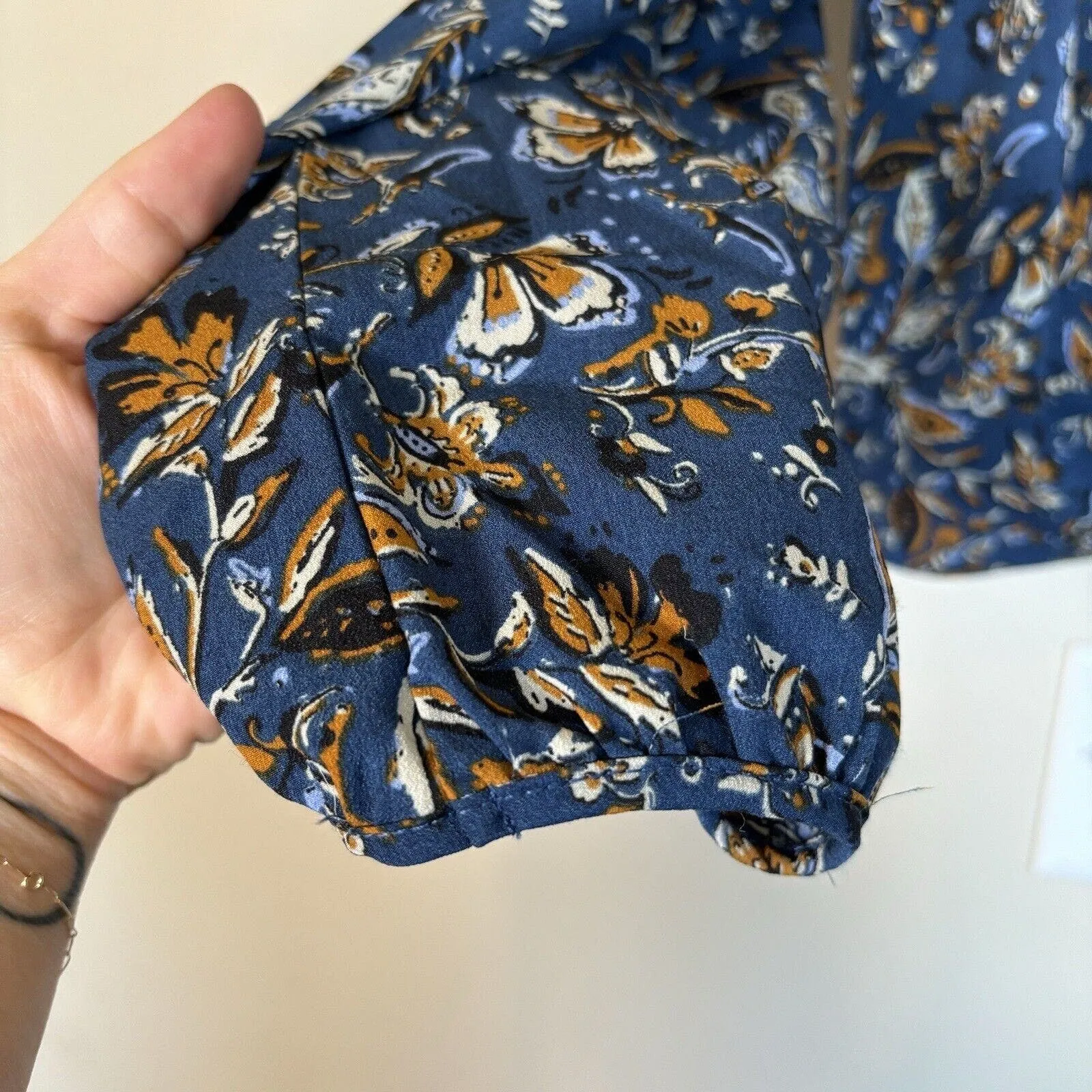 DREW MS NAVY BLUE FLORAL PRINT BUTTON FRONT LONG SLEEVE JACKET‎ / BLOUSE MED - Image 3