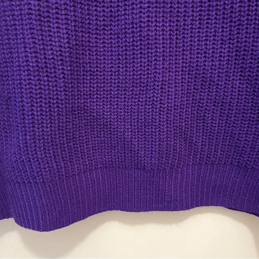 SHEIN - Chunky, Slouchy, Ribbed Knit V-Neck Sweater - Purple (EUC) Small - Image 8