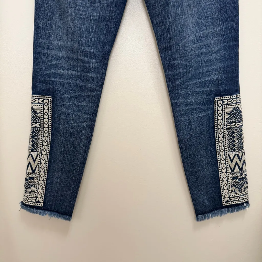 Miss Me Embroidered Jean Low Rise Stretch Crop Denim Size 28 - Image 7
