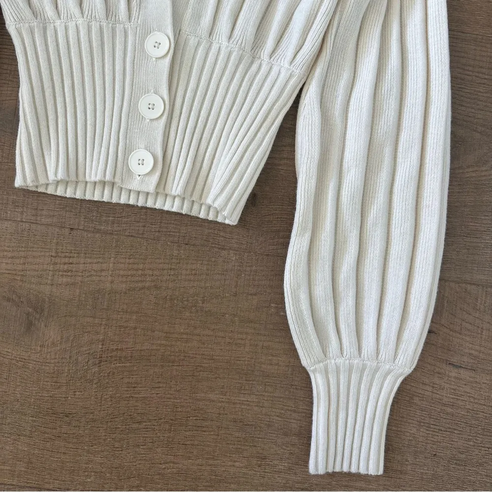 Aritzia Wilfred  plunge front button knit cardigan sweater - Image 4