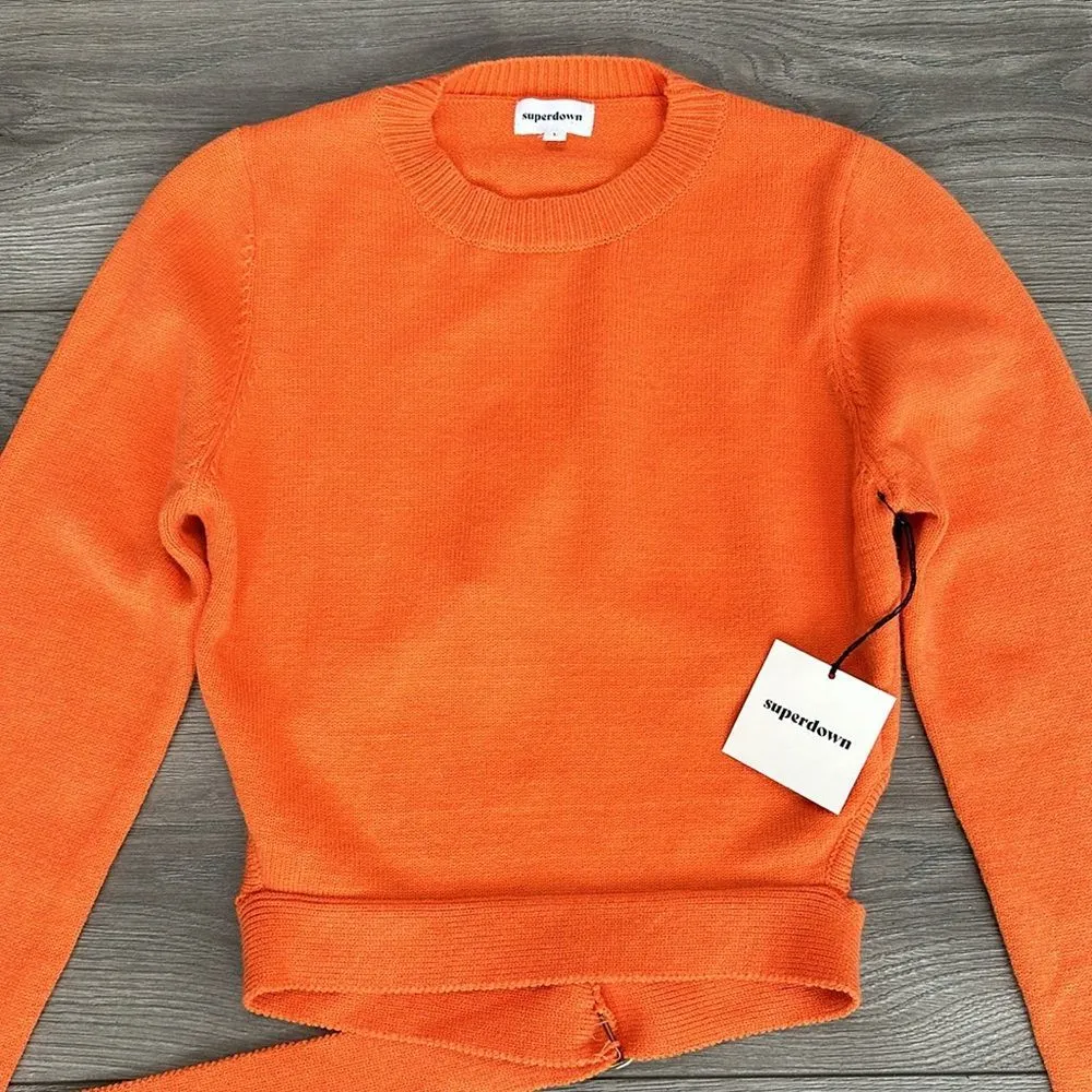 superdown ‎ Iris Cutout Back Orange Long Sleeve Knit Sweater Size Large - Image 4