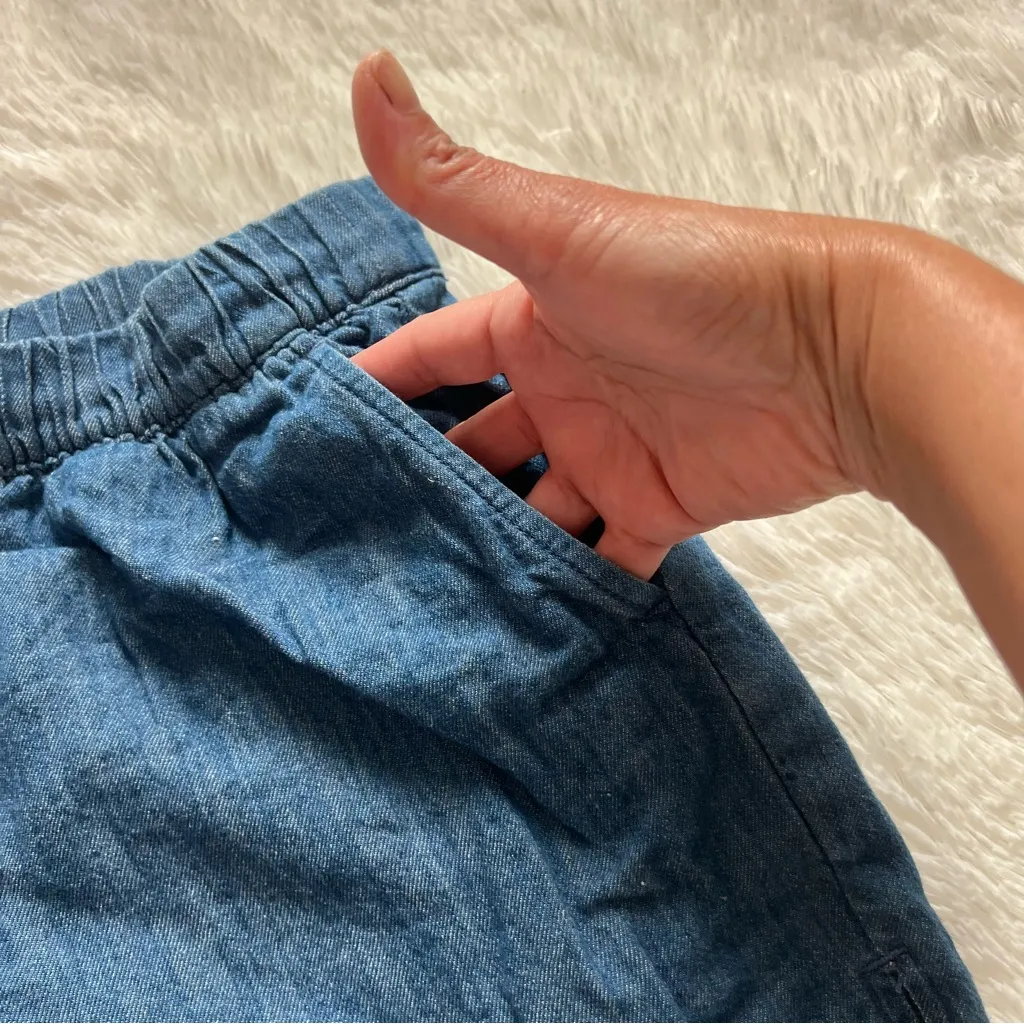 Madewell Women’s Blue Jean Shorts Relaxed Fit Elastic Waist - Image 4