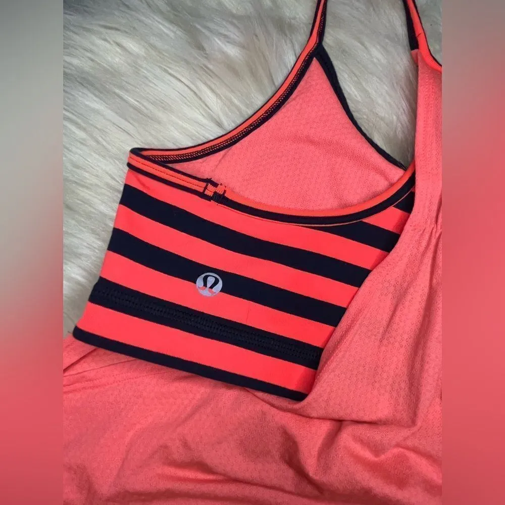 Lululemon No Limits coral/navy stripes attached bra tank top sz 6 - Image 9