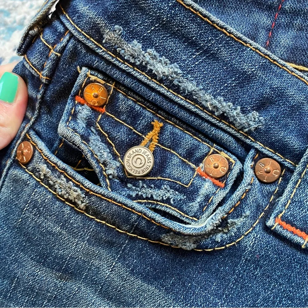 Vintage True Religion Flare/Boot Cut Distressed Low Rise Joey Jeans Size 27 - Image 3