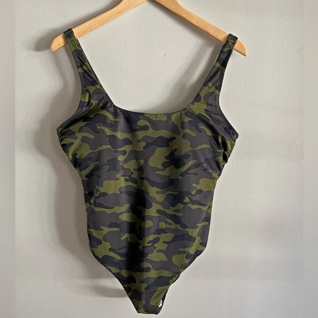 Swimsuits For All Camo One Piece Swimsuit Size 16 Scoop Neck High Cut Green - Image 3