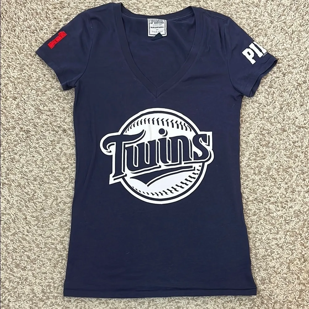 Victoria's Secret Pink Twins White Tank and Navy Shirt Set - Size Small - Image 6