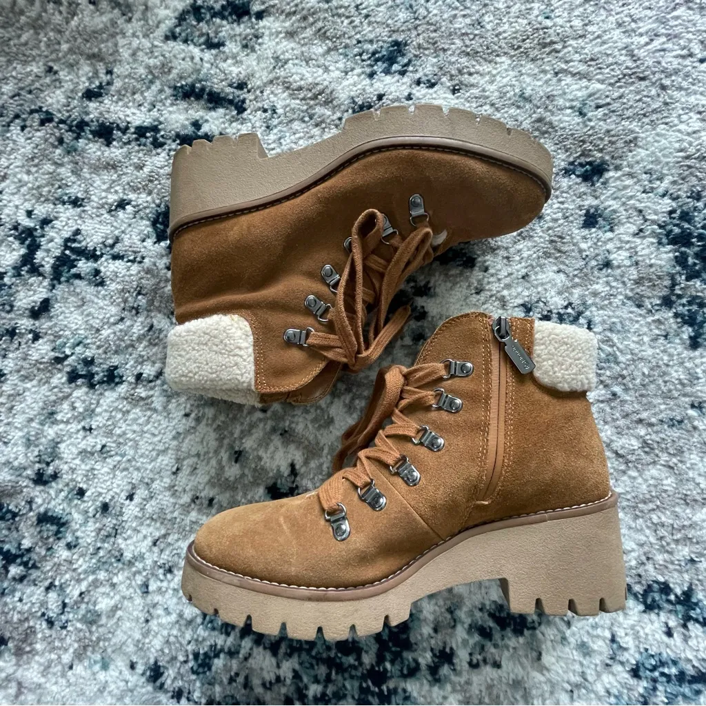 Blondo  boots - Image 2