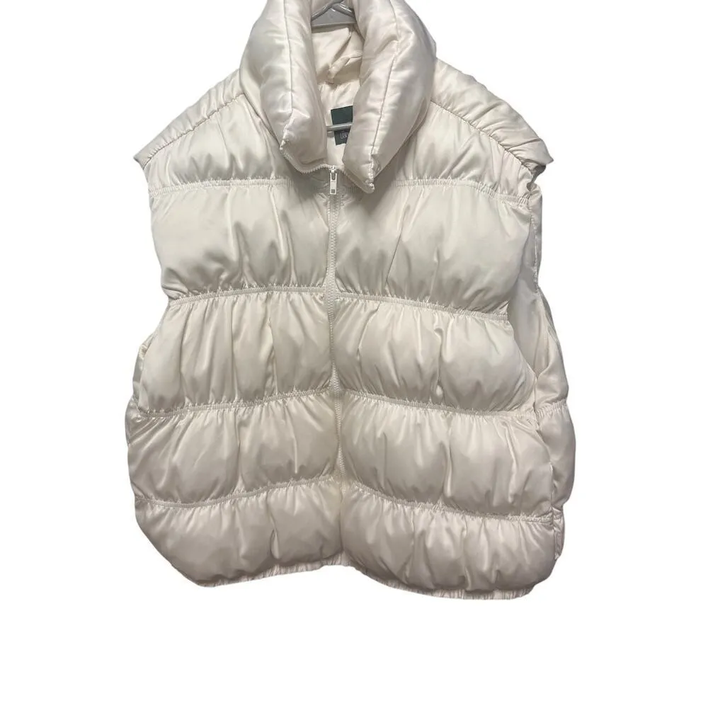Wild Fable White Puffer Vest Size XXL Winter Fall Spring Layers - Image 3