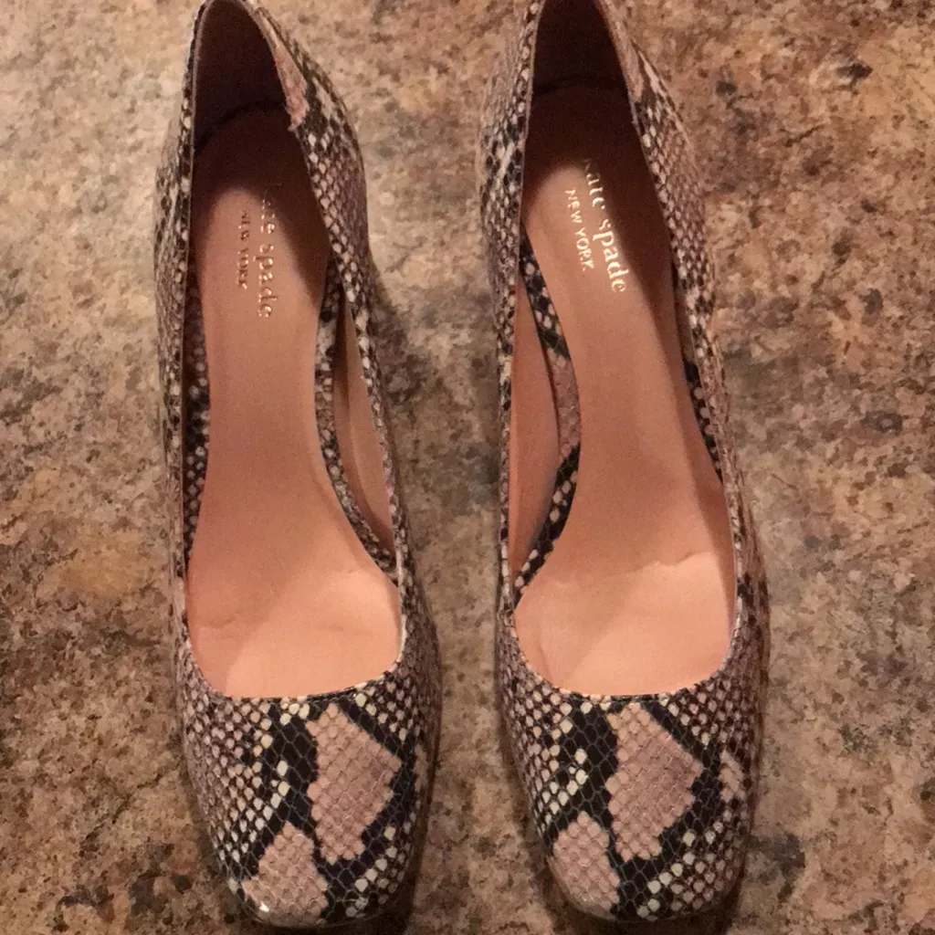 Kate Spade Kylah Snake Print Heels NEW size 7 - Image 3