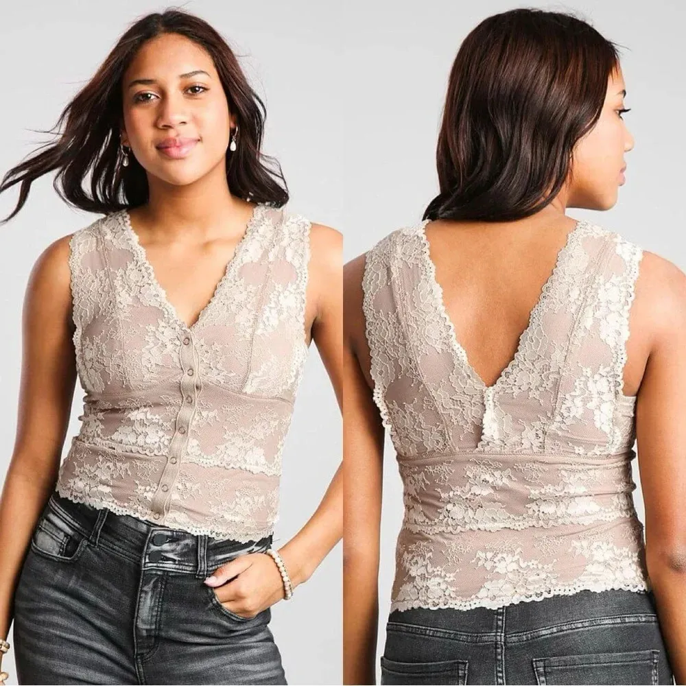 Gimmicks by BKE Floral Mesh Lace Tank Top Cream Valentine Cottagecore Size XS - Image 2