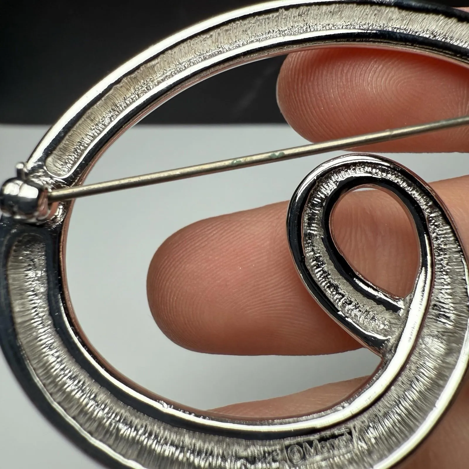 Monet Silver Swirl Silver Tone Brooch Pin Signed Vintage - Image 11