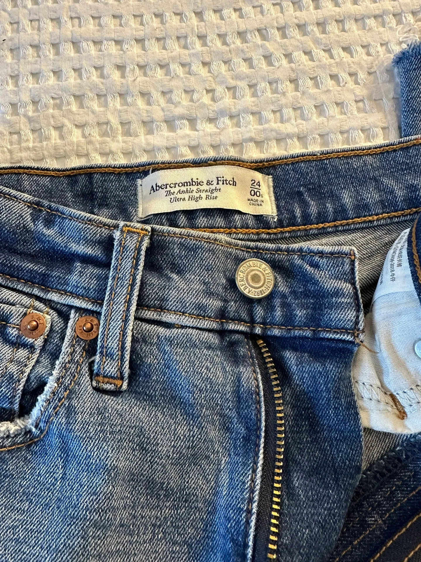 Ultra High Rise Ankle Jeans - Image 3