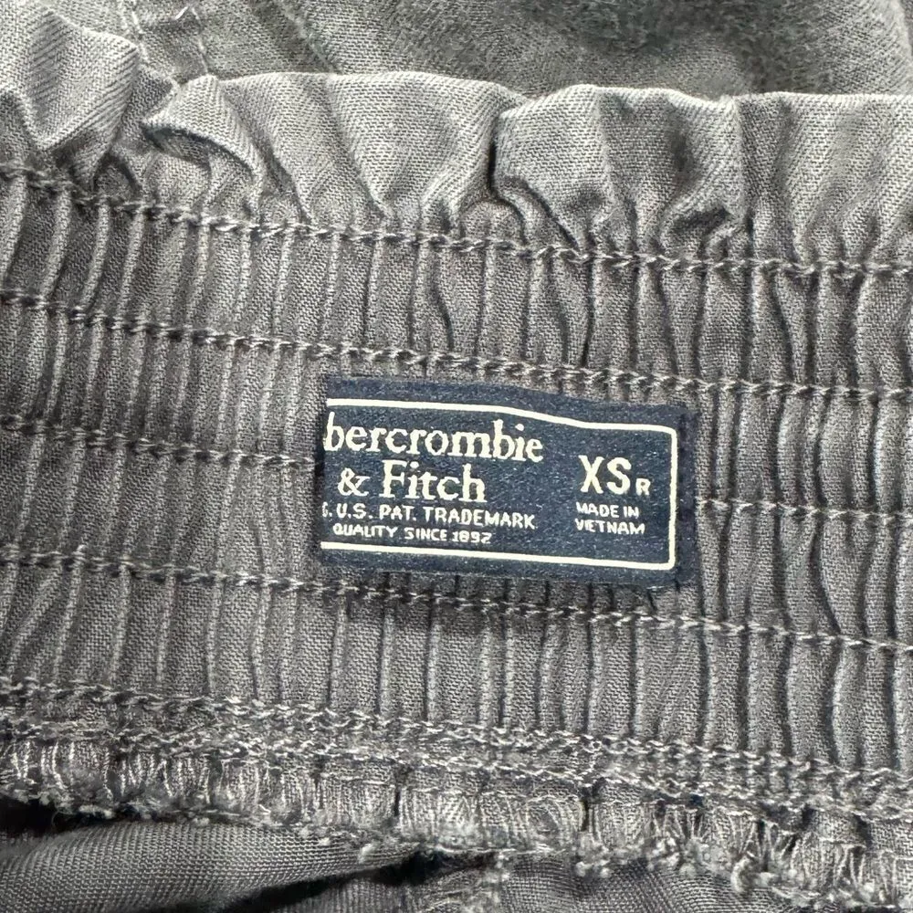 Abercrombie and Fitch Grey Cargo Joggers Pants Women’s XS - Image 2
