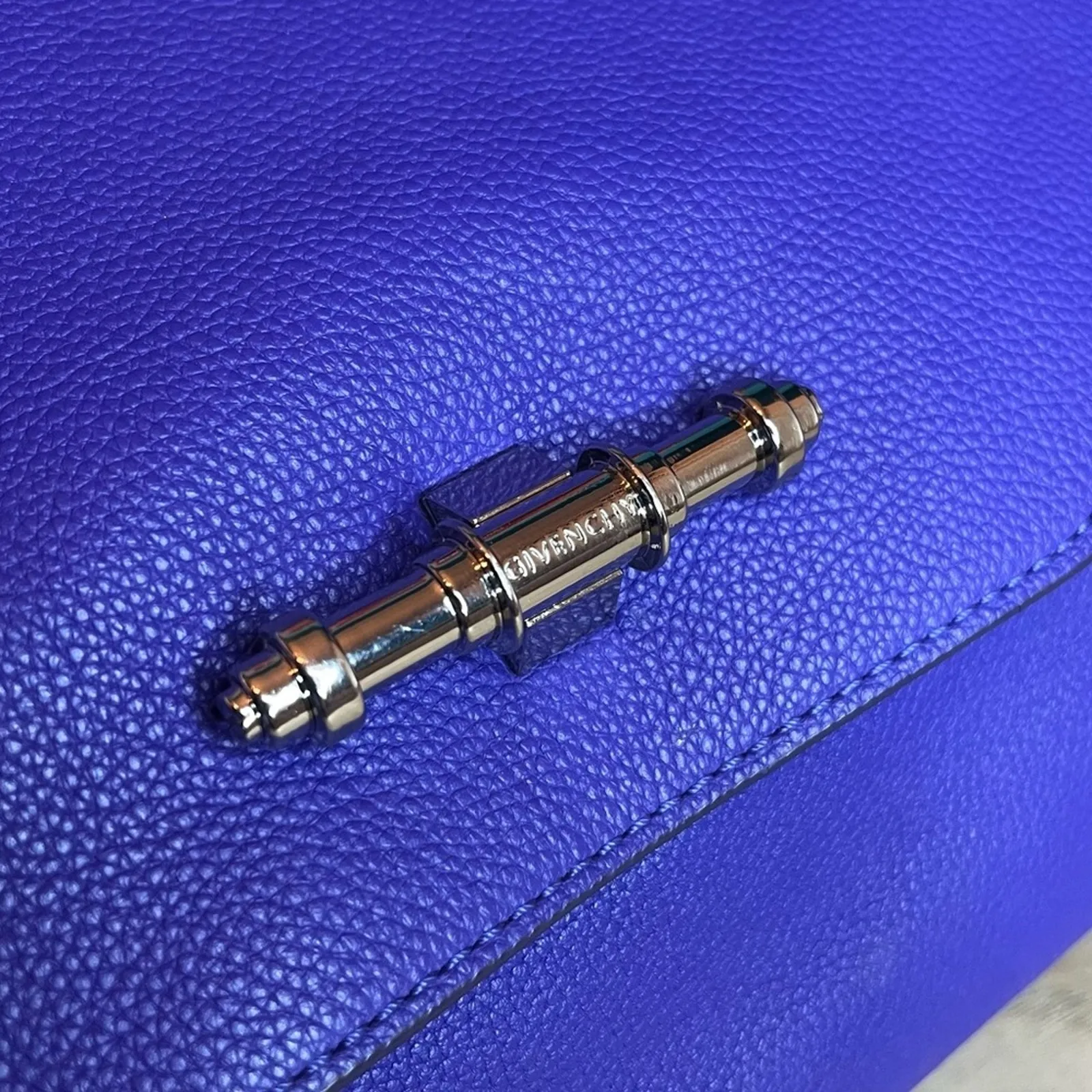 Givenchy Obsedia Medium Flap Pebbled Calfskin Satchel Purse Bag Concord Purple - Image 6