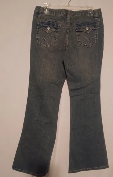 SO  34 13S Light Flap Button Pocket Flare Jeans - Image 2