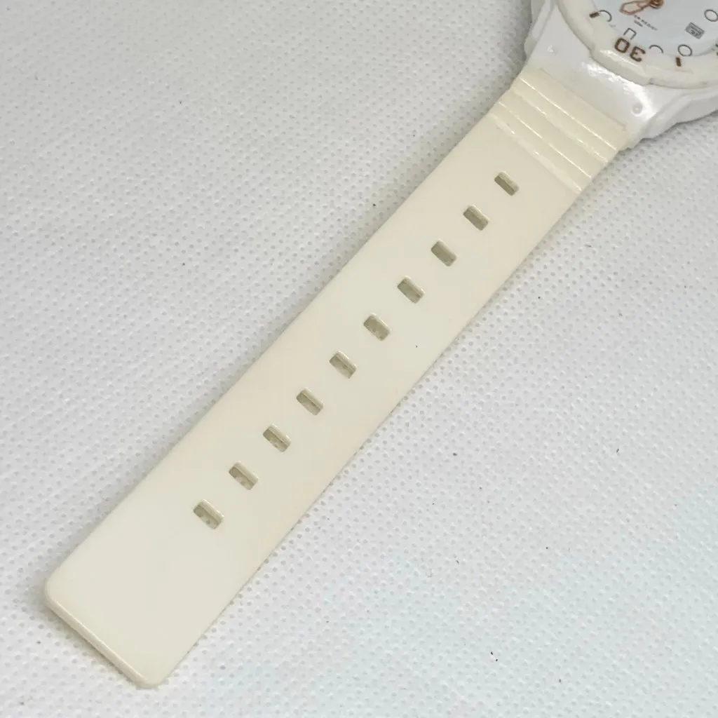 Sanda women’s date watch white tone 35mm round quartz analog plastic running - Image 6