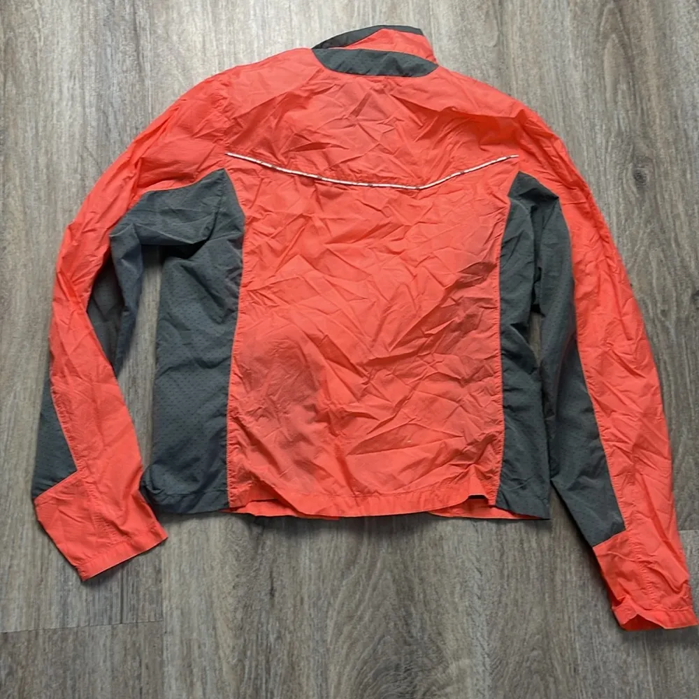 Merrell Breathable Windbreaker Shell Size Medium - Image 9