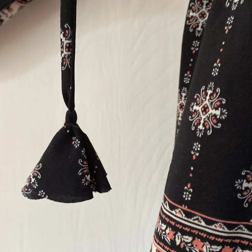 MISA Los Angeles Neily Printed V-Neck Flounce Mini Dress Blouson Tie Back Kimono - Image 11