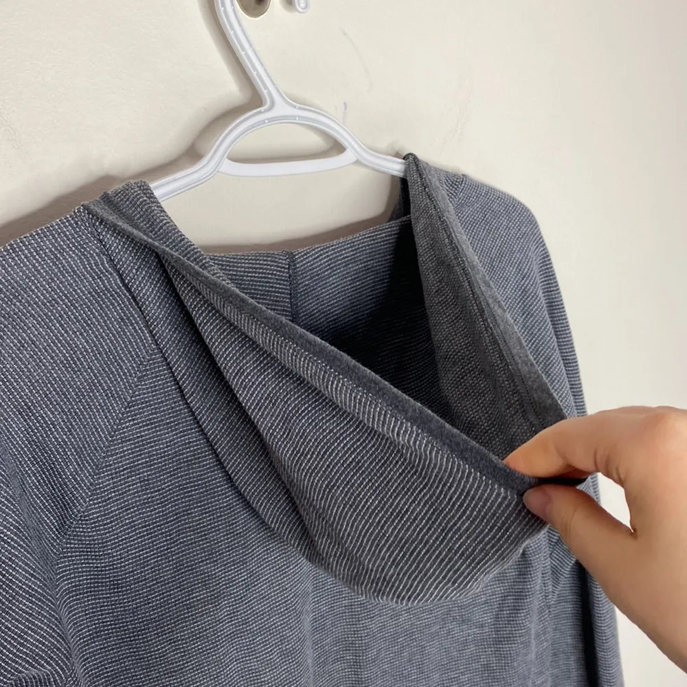 The North Face hooded thermal waffle knit Henley long sleeve top size M - Image 4