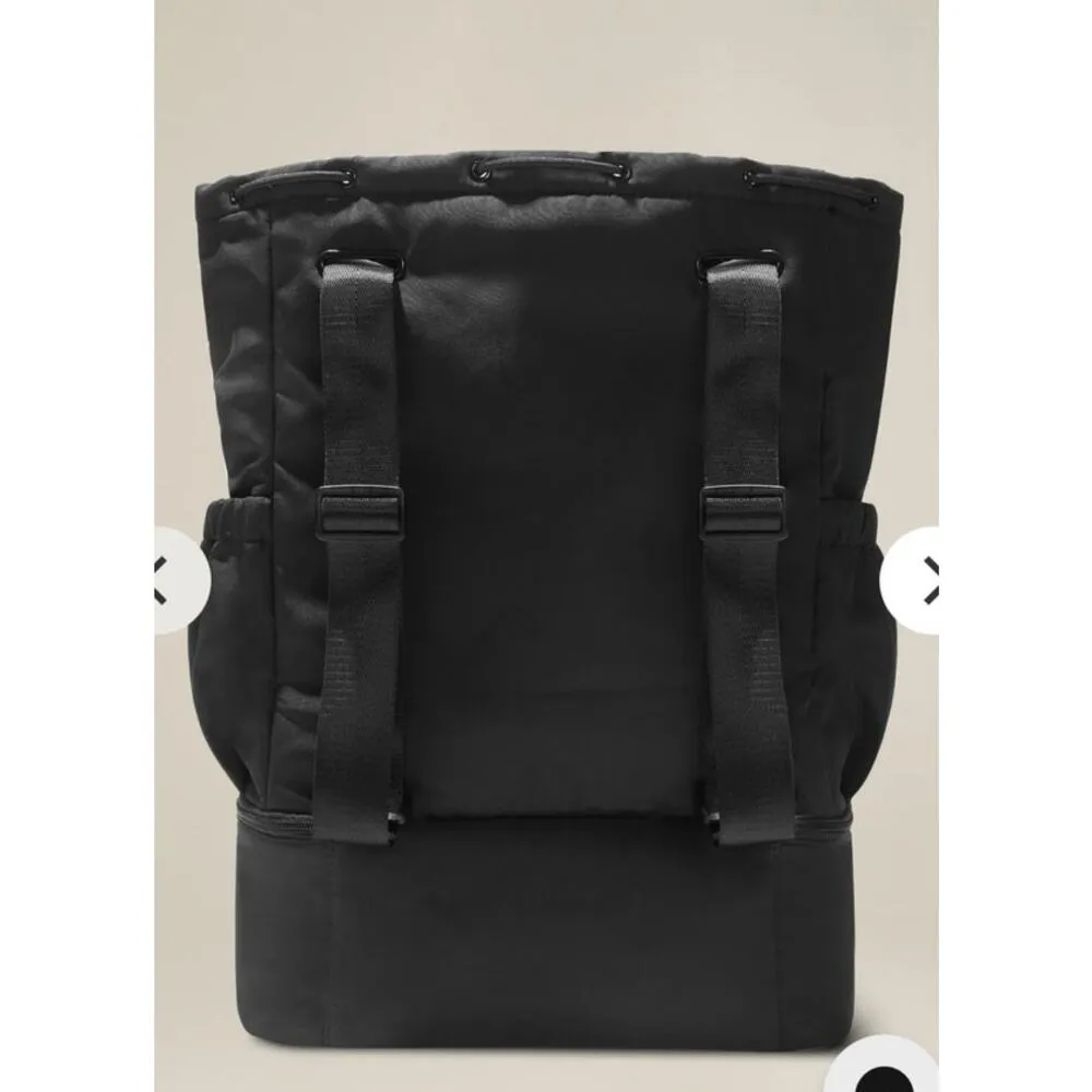 Beyond Yoga Black Convertible Gym Bag - Image 2