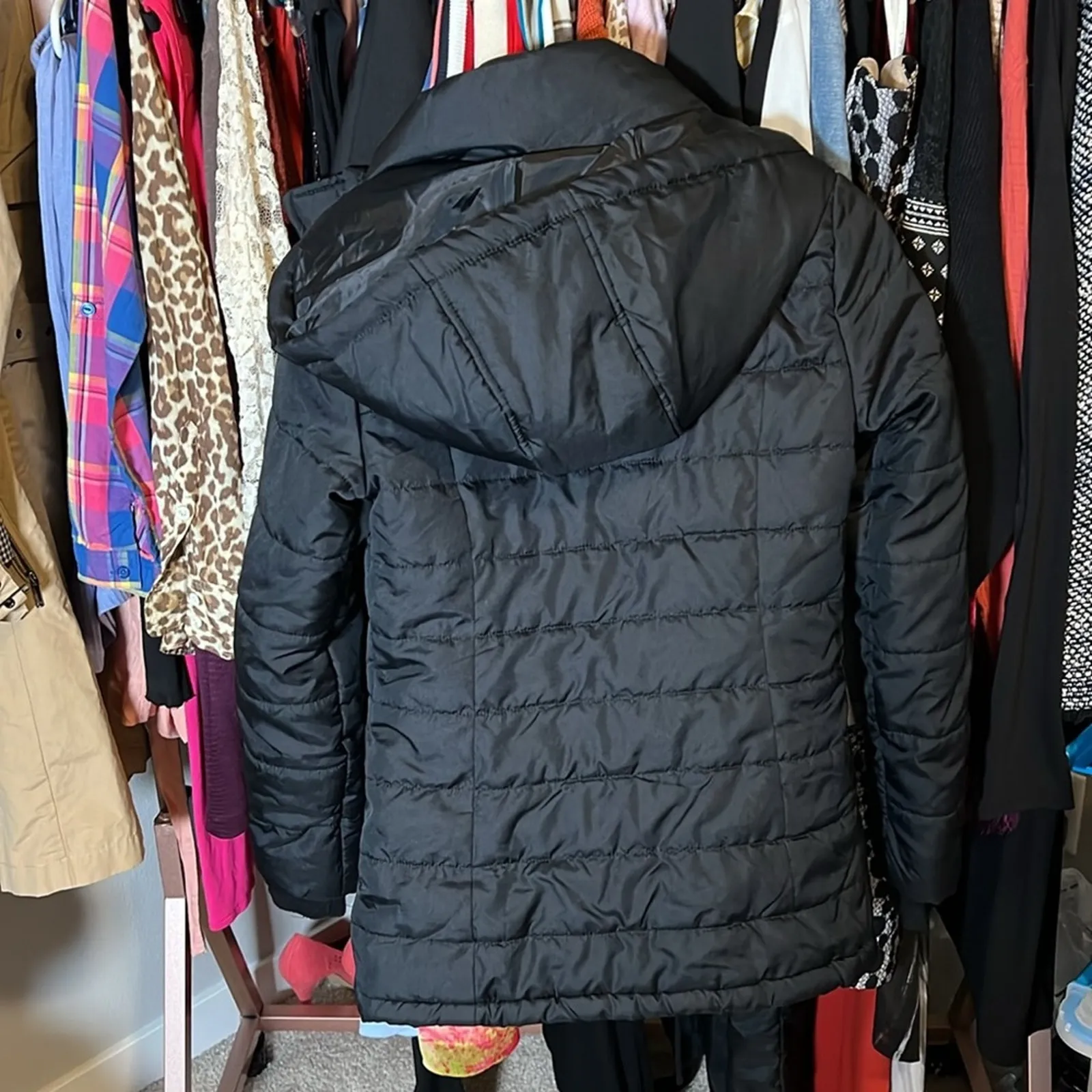 🛍️ host pick 🛍️ Black rampage puffy jacket - Image 3