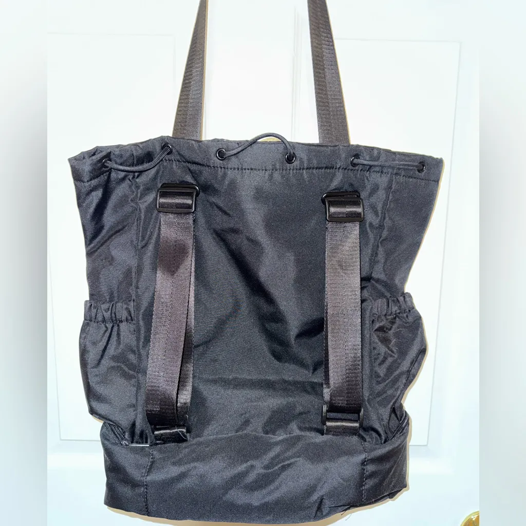 Beyond Yoga NWT  Black Tote Bag - Image 5
