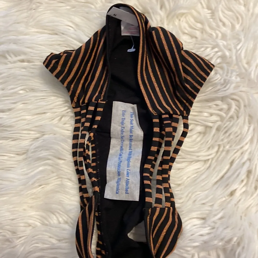 Xhilaration Swim size M brand new - Image 3