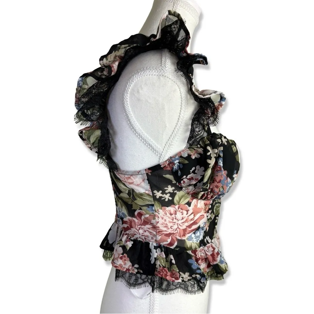 Lulus ⭐️ Charmingly Sweet Black Floral Print Lace Bustier Top - Image 2