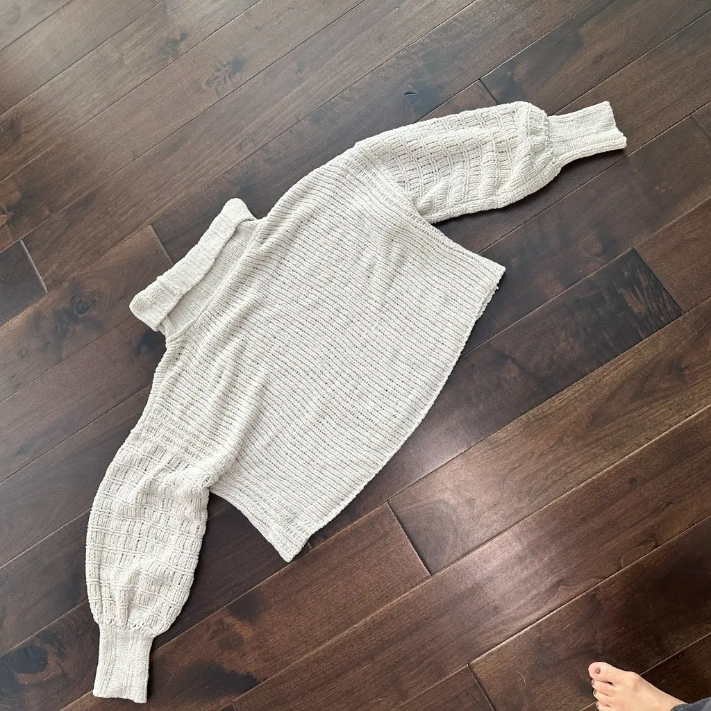 FREE PEOPLE Cropped Chenille Turtleneck Sweater Super Soft Size Medium - Image 7