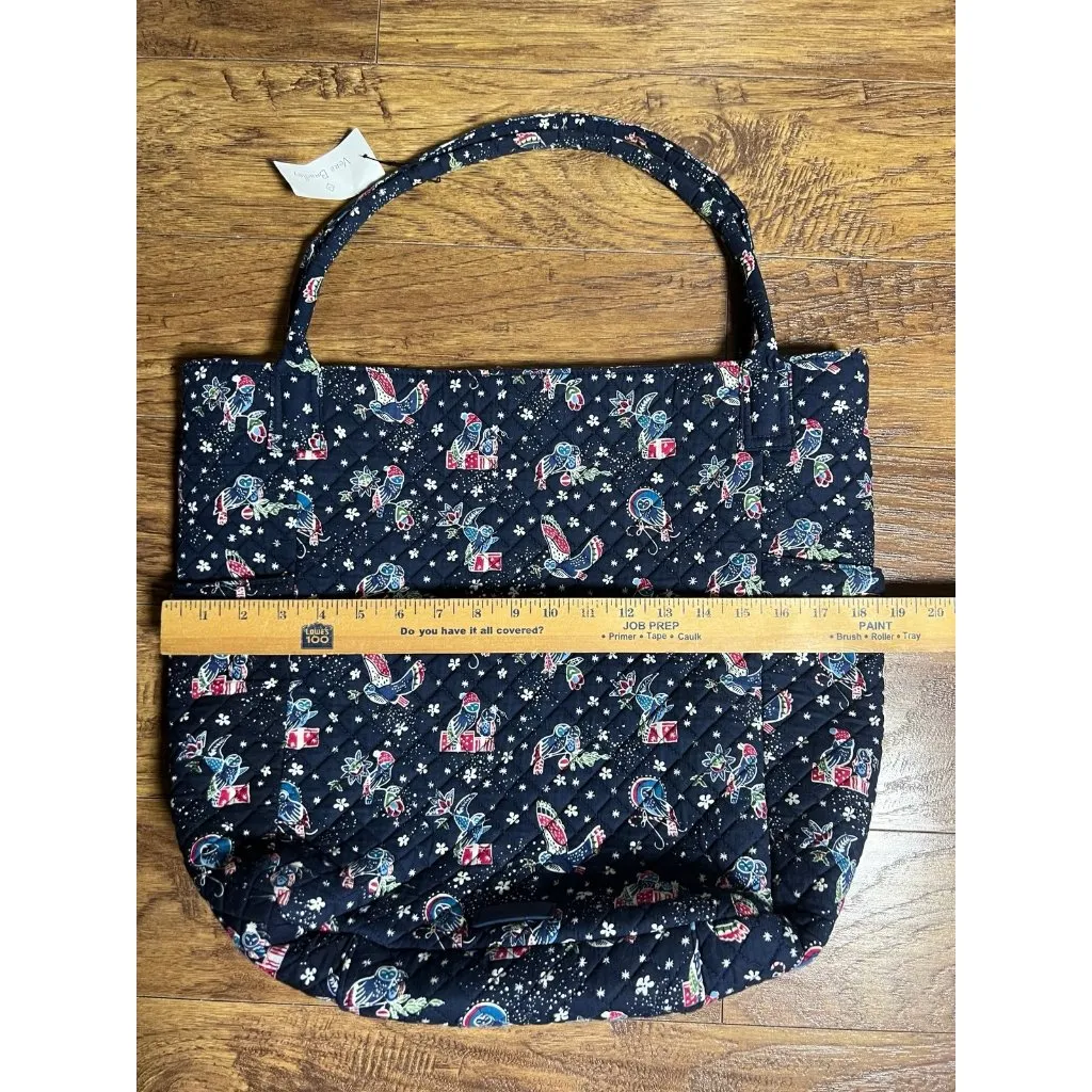 Vera Bradley Iconic Bright Tote in Holiday Owls Navy Background RETIRED NEW - Image 6