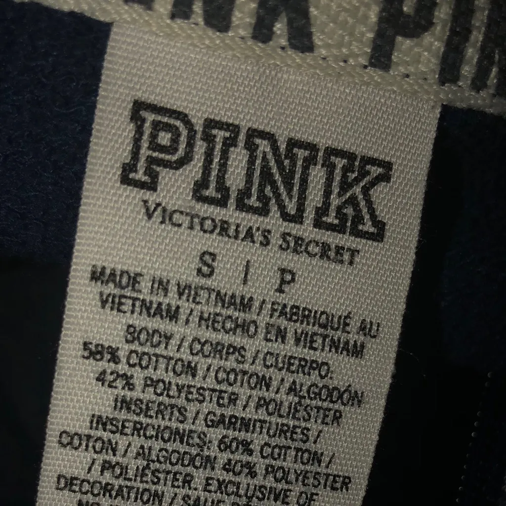 🎉✨🌹🎉pink Victoria secret zip up sweater 🎉✨🌹 - Image 5