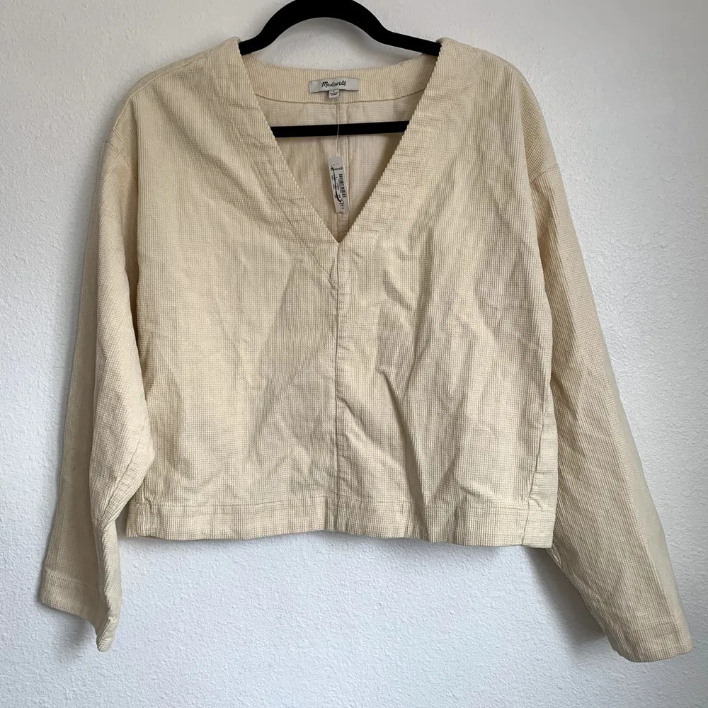 NWT Madewell Val Waffle-Knit Relaxed V-Neck Top in Antique Cream - Image 2