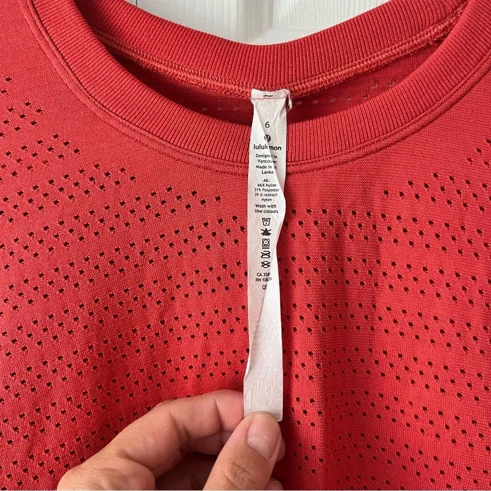 Lululemon Breeze By Long Sleeve Shirt size 6 - Image 3