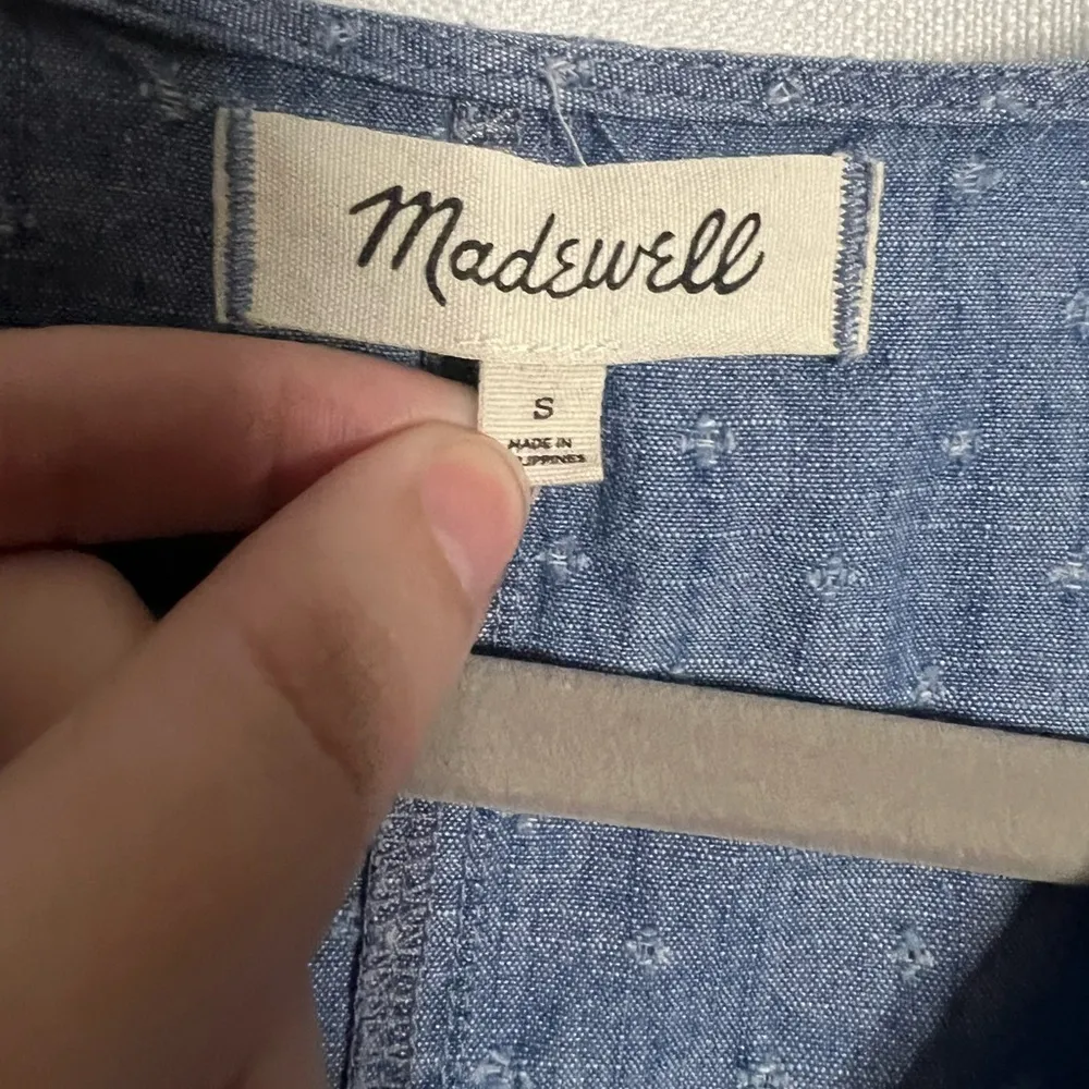 Madewell Chambray Eyelet V Neck Tie Top Small - Image 6