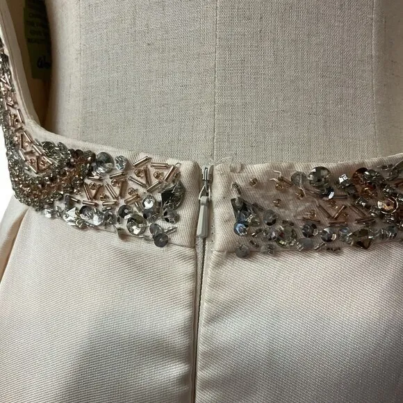 Mac Duggal Candlight Embellished Wedding Prom Gala Formal Classic Gown Size 10 - Image 6