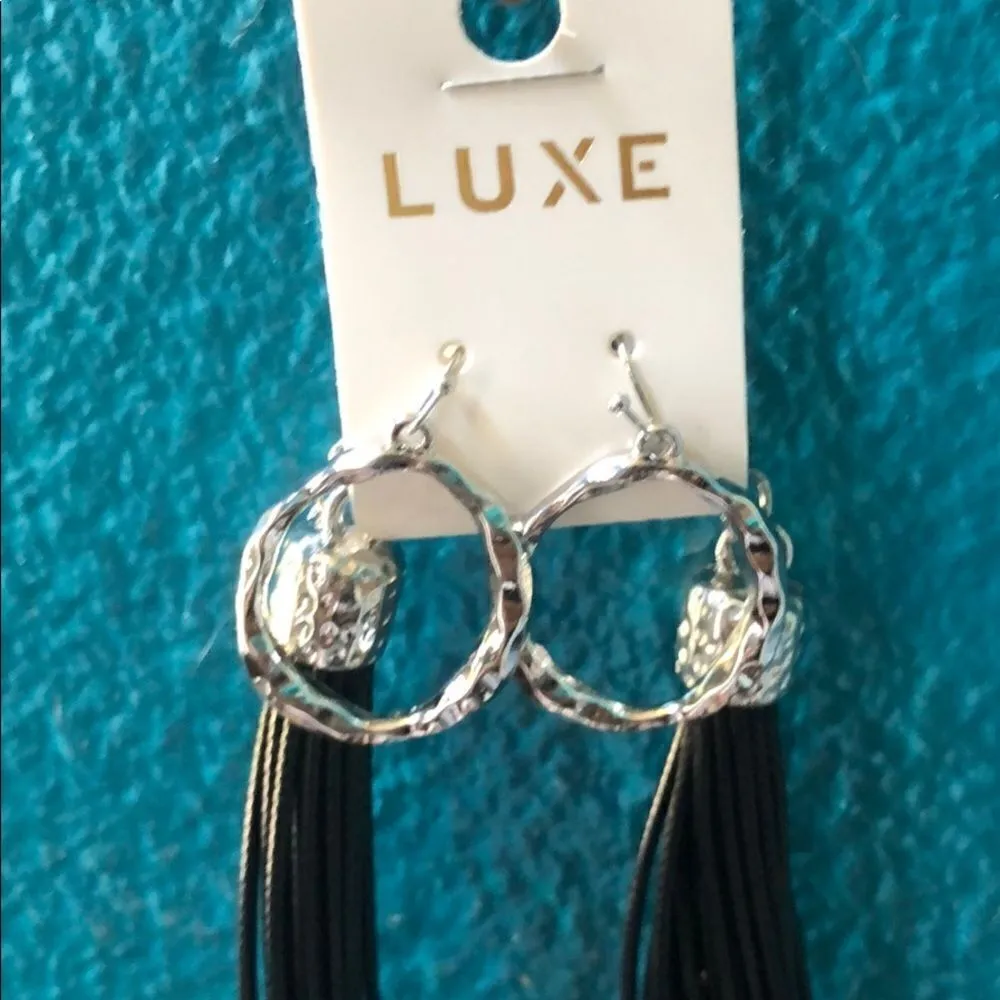 LUXE‎ Multi String Necklace & Earrings Set - Image 2