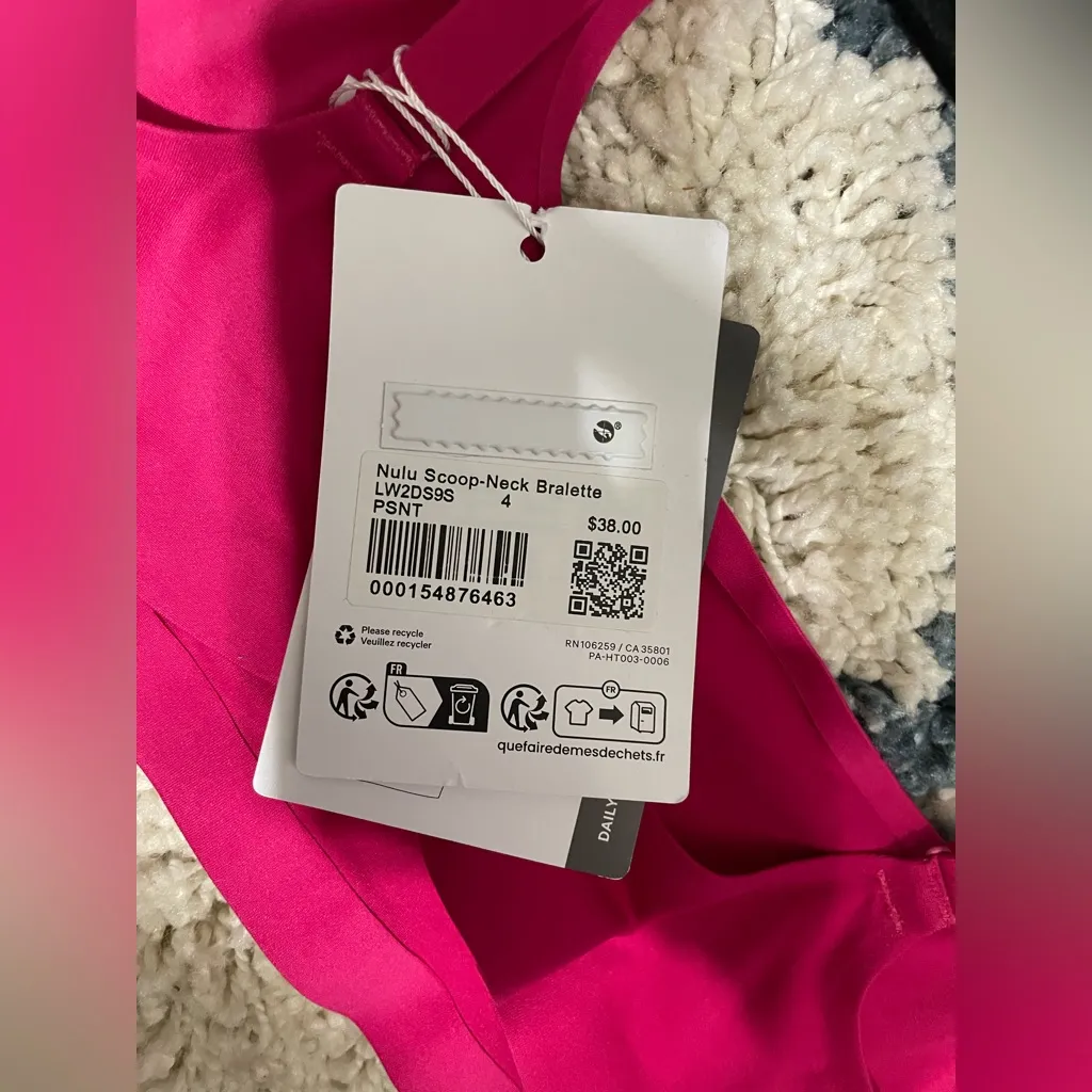 Lululemon NWT Wundermost Ultra Soft Nulu Scoop Neck Bralette Passionate Size 4 - Image 9