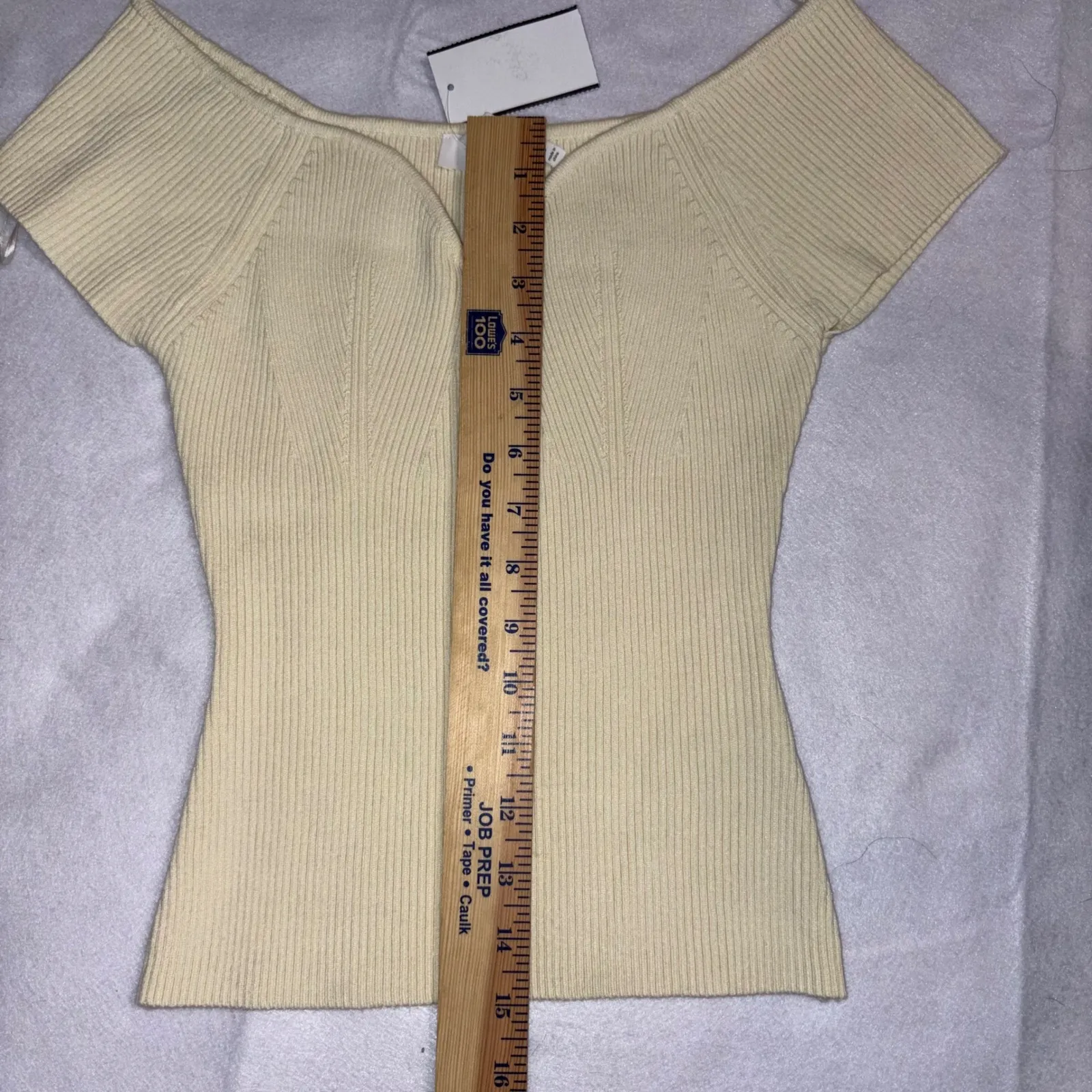 ASTR the Label Cream Ribbed Knit Top V Neck Short Sleeve Fitted Womens Small‎ - Image 7