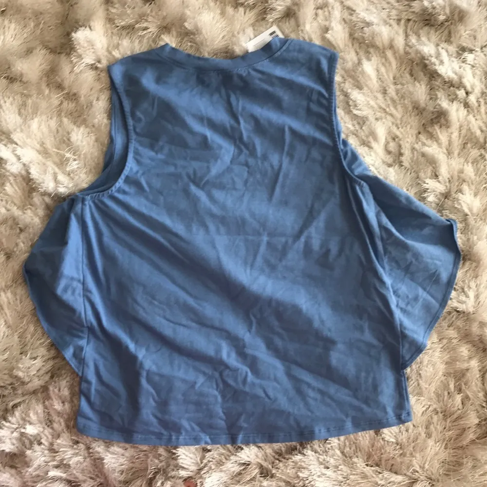 UO Ecoté Flutter Overlay Muscle Tee - Image 4